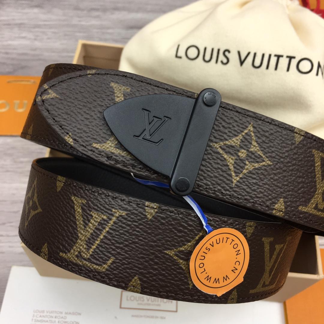Louis Vuitton LV Trunk 35mm Reversible Belt - PerfectKickZ