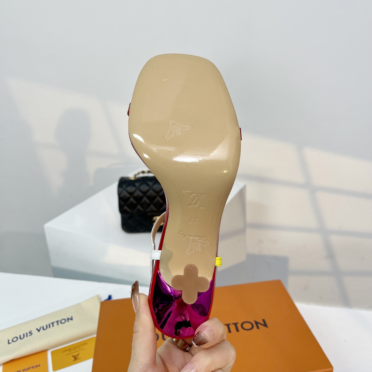 Louis Vuitton Blossom Sandal   1AC8VZ - PerfectKickZ