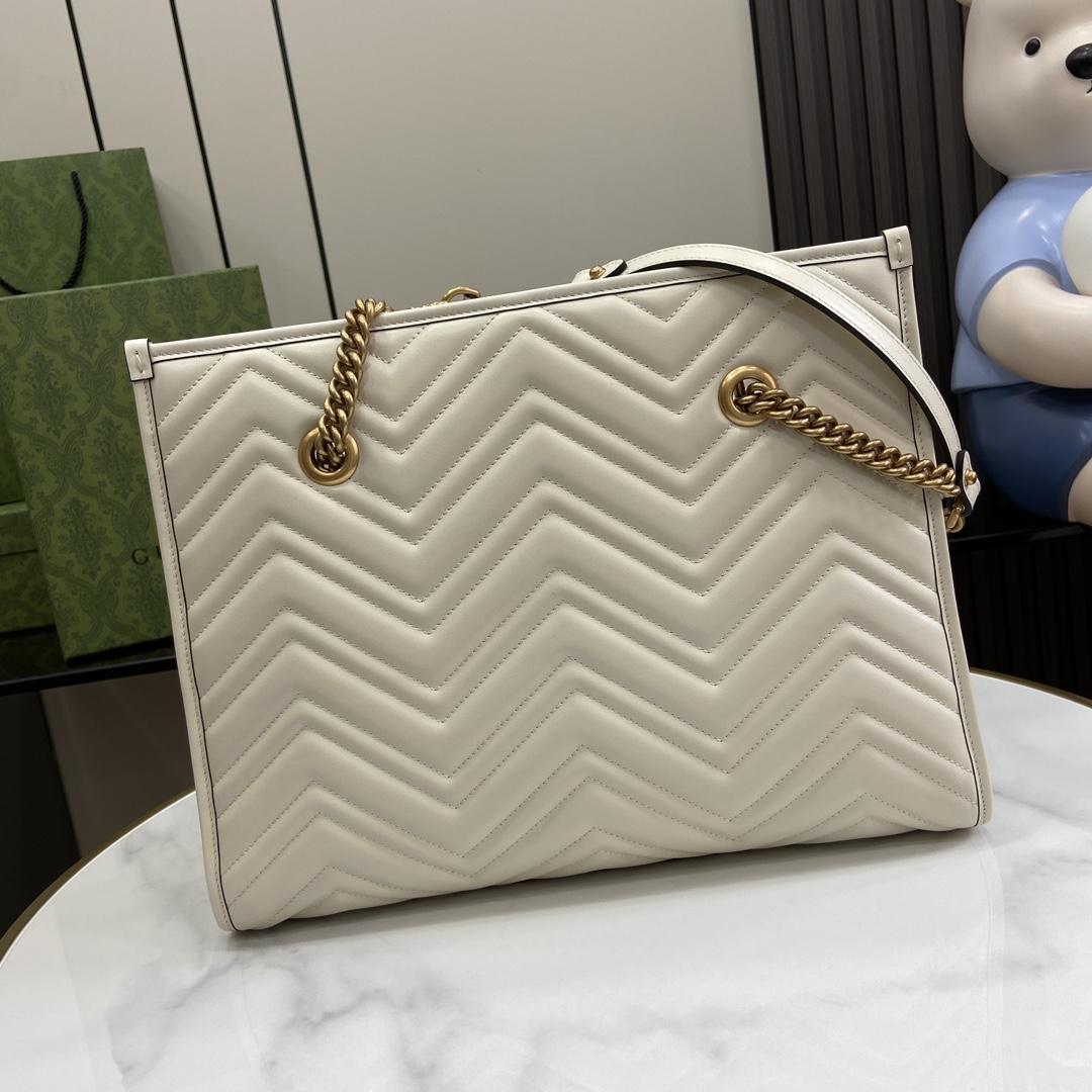 Gucci GG Marmont Medium Tote  - 