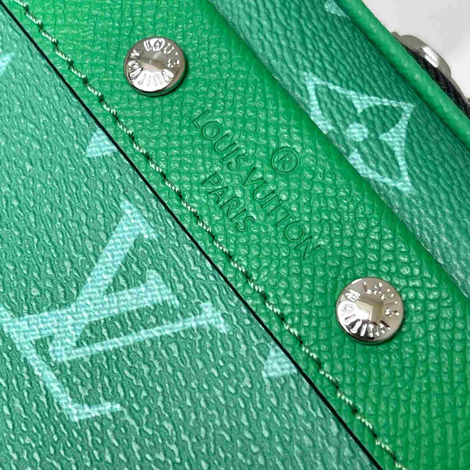 Louis Vuitton Alpha Wearable Wallet    M30997 - PerfectKickZ