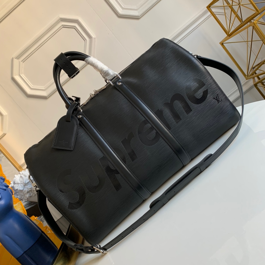 Louis Vuitton x Supreme Keepall  Bandouliere 45 Travel Bag - PerfectKickZ