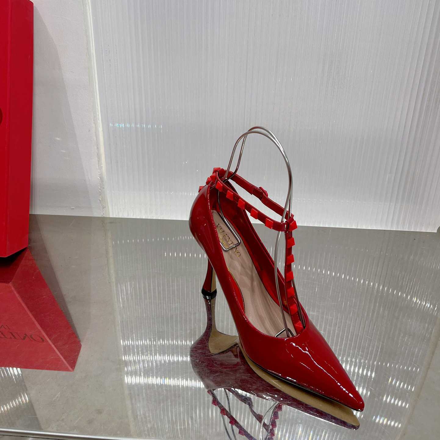 Valenti Rockstud Patent Leather Pumps With Matching Studs 100mm - PerfectKickZ