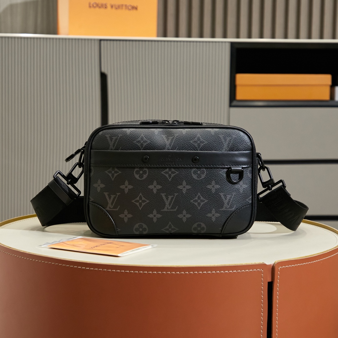 Louis Vuitton Alpha Messenger  M46955 - PerfectKickZ