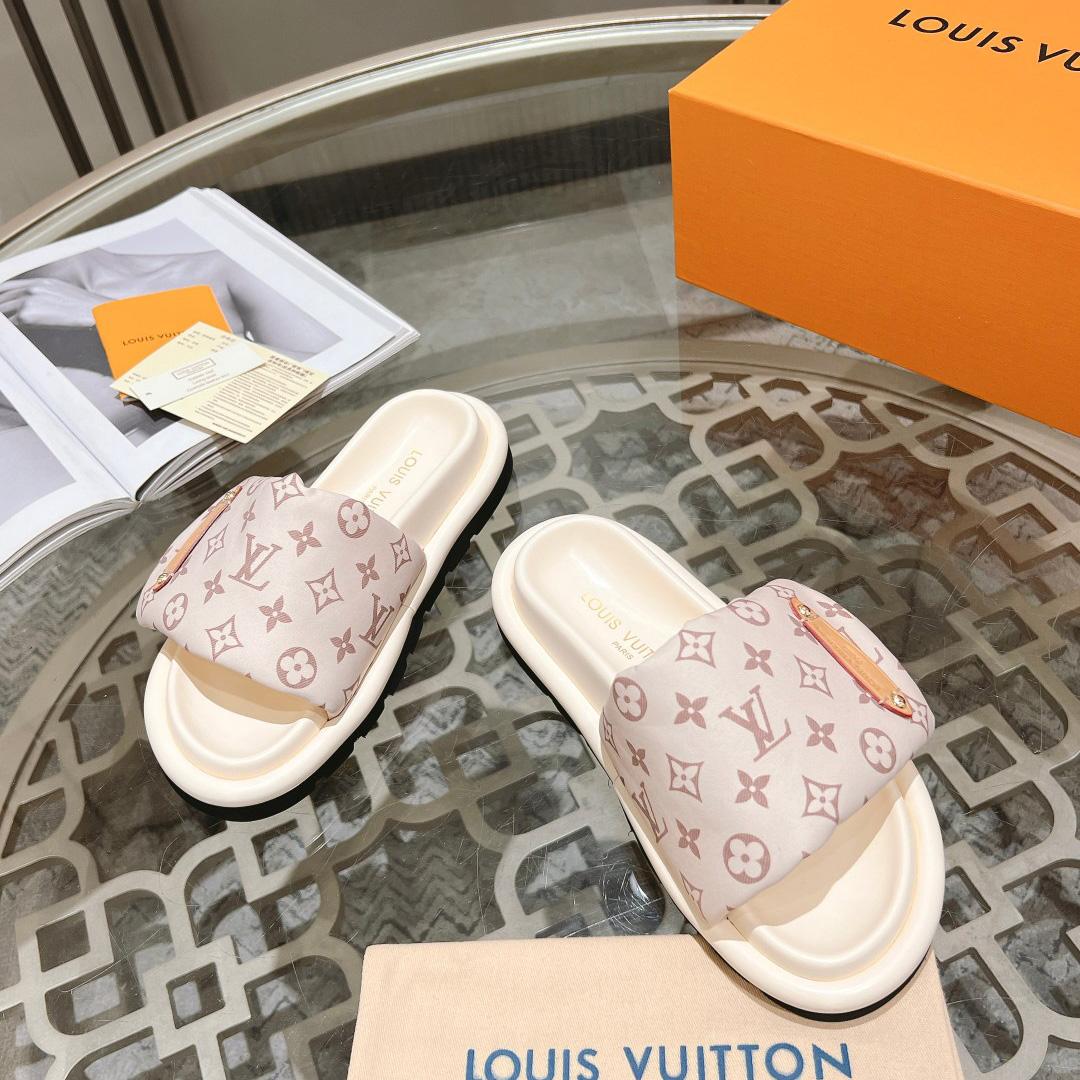 Louis Vuitton Pool Pillow Flat Comfort Mule     1ACJZE - PerfectKickZ