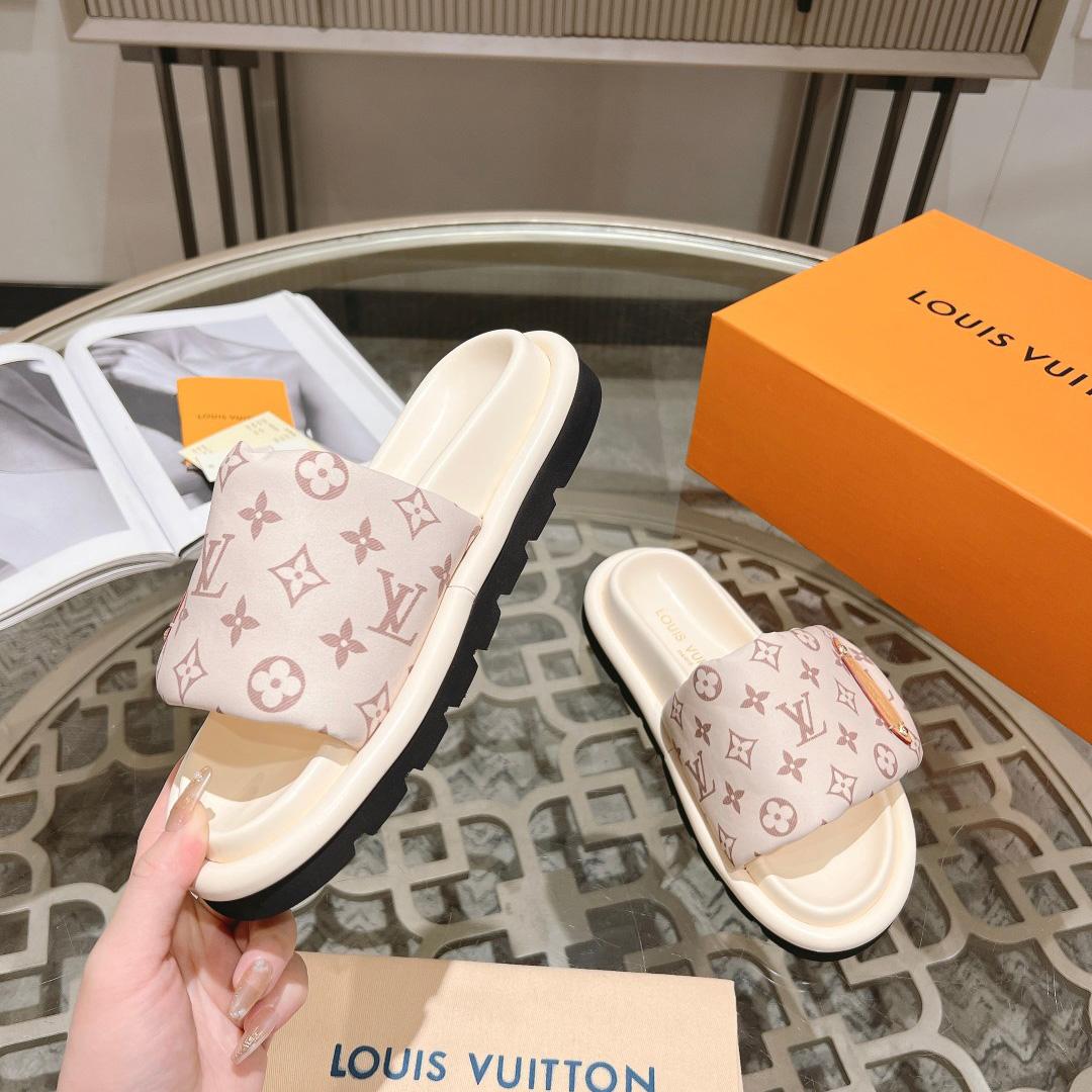 Louis Vuitton Pool Pillow Flat Comfort Mule     1ACJZE - PerfectKickZ