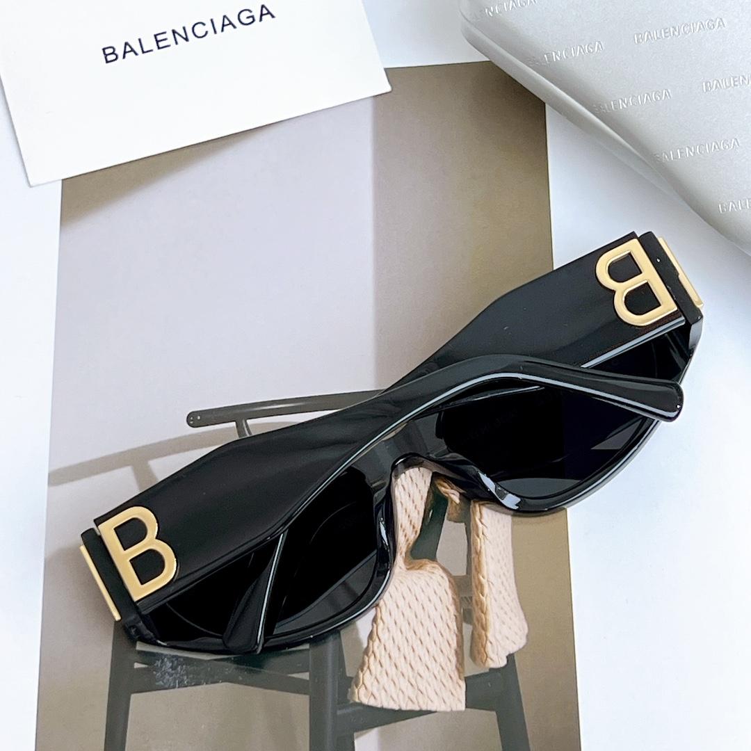 Balenciaga Bossy Round AF Sunglasses In Black - PerfectKickZ