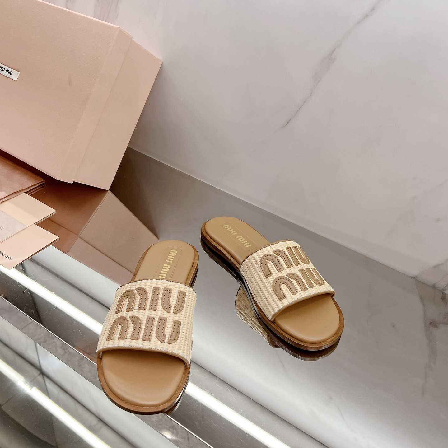 Miu Miu Raffia-effect Woven Fabric Slides - PerfectKickZ
