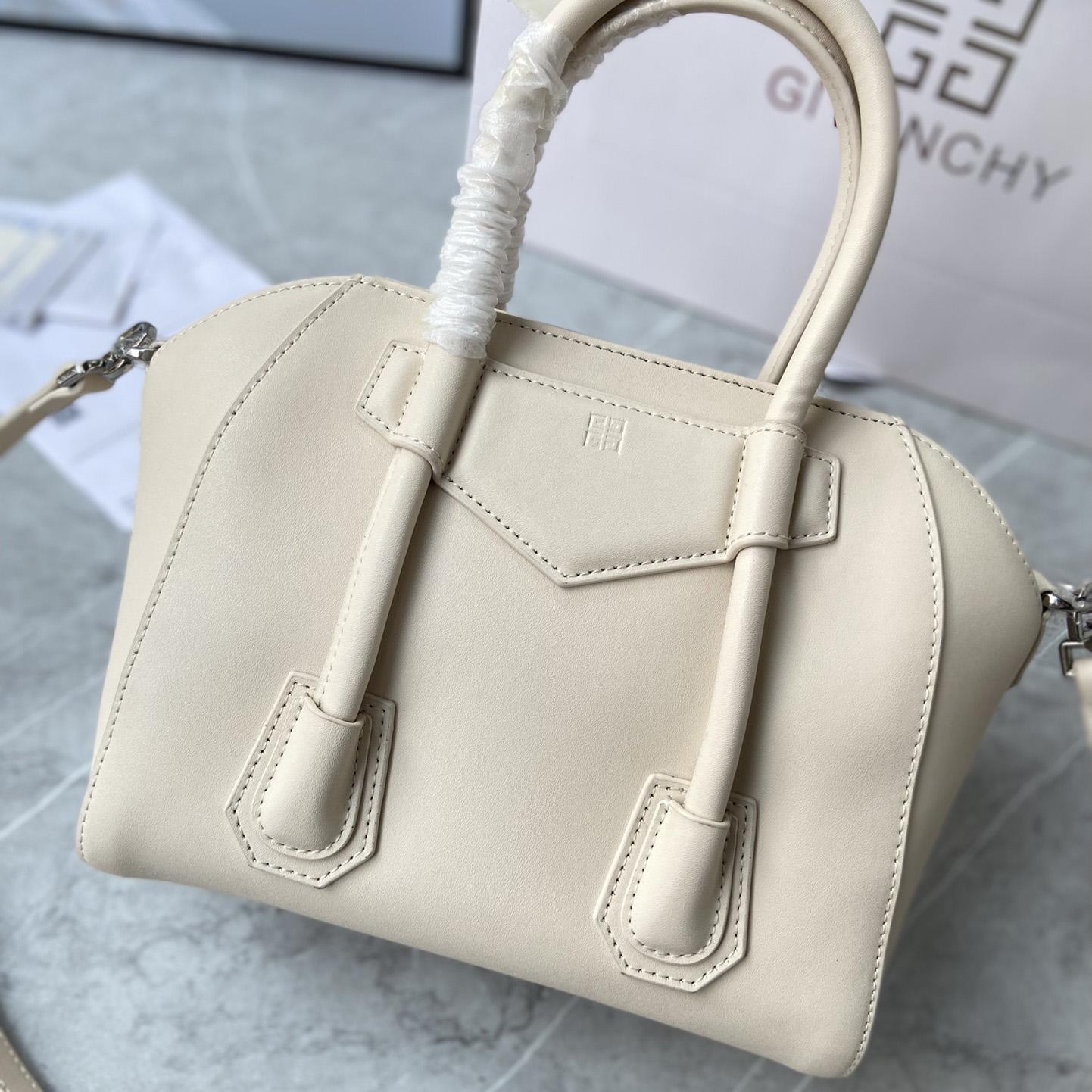 Givenchy Mini Antigona Lock Bag (23*27*13cm) - PerfectKickZ