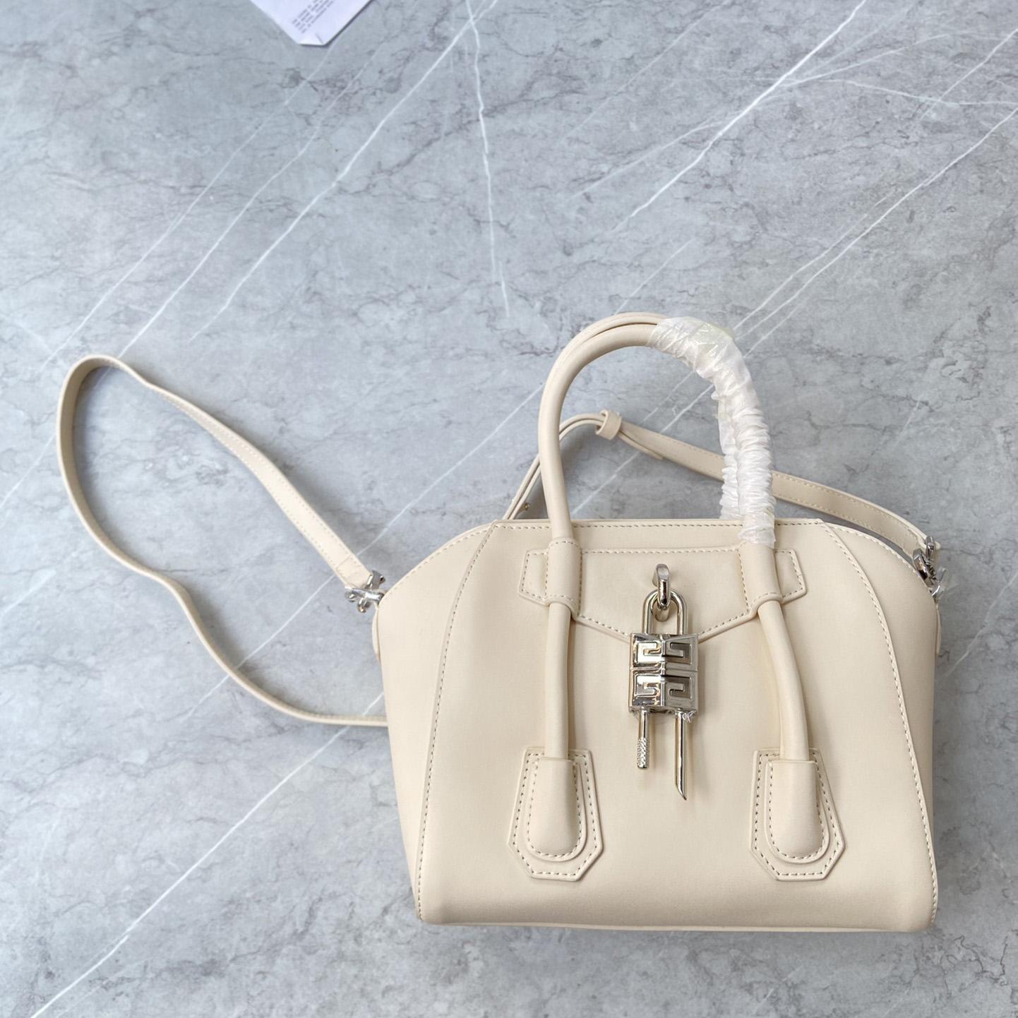 Givenchy Mini Antigona Lock Bag (23*27*13cm) - PerfectKickZ