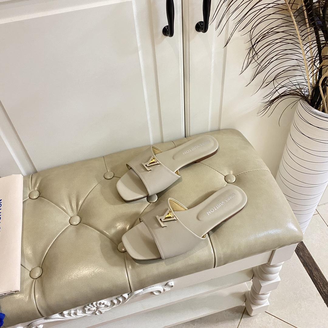 Louis Vuitton LV Capri Flat Mule   1ACTNO - PerfectKickZ
