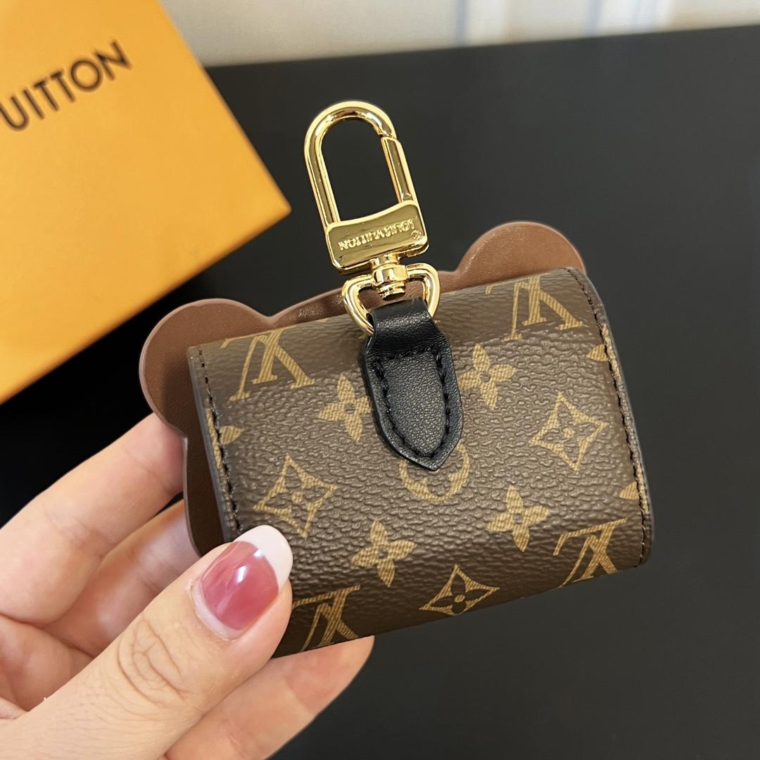 Louis Vuitton Teddy Bear Earphone Case   M01361 - PerfectKickZ