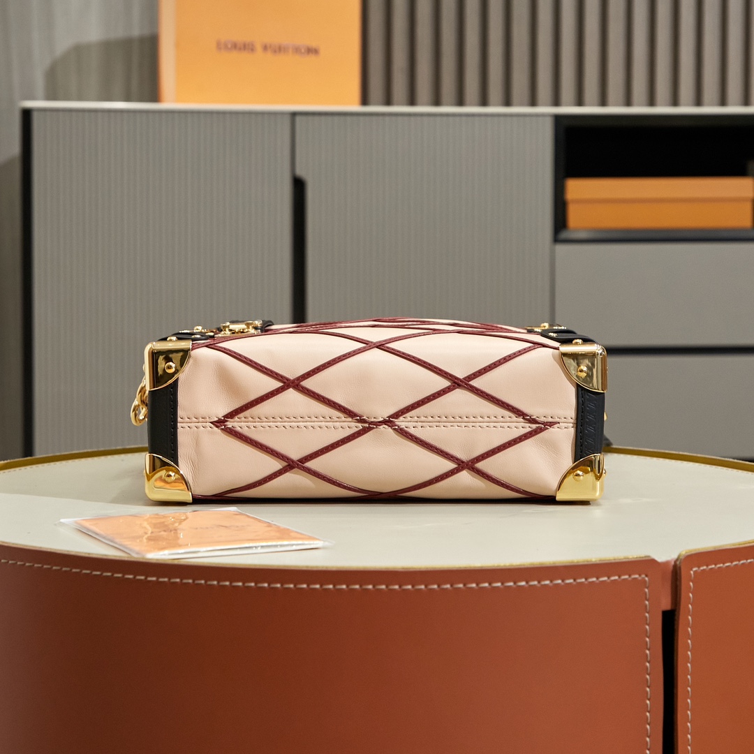 Louis Vuitton Side Trunk MM   M24403 - PerfectKickZ
