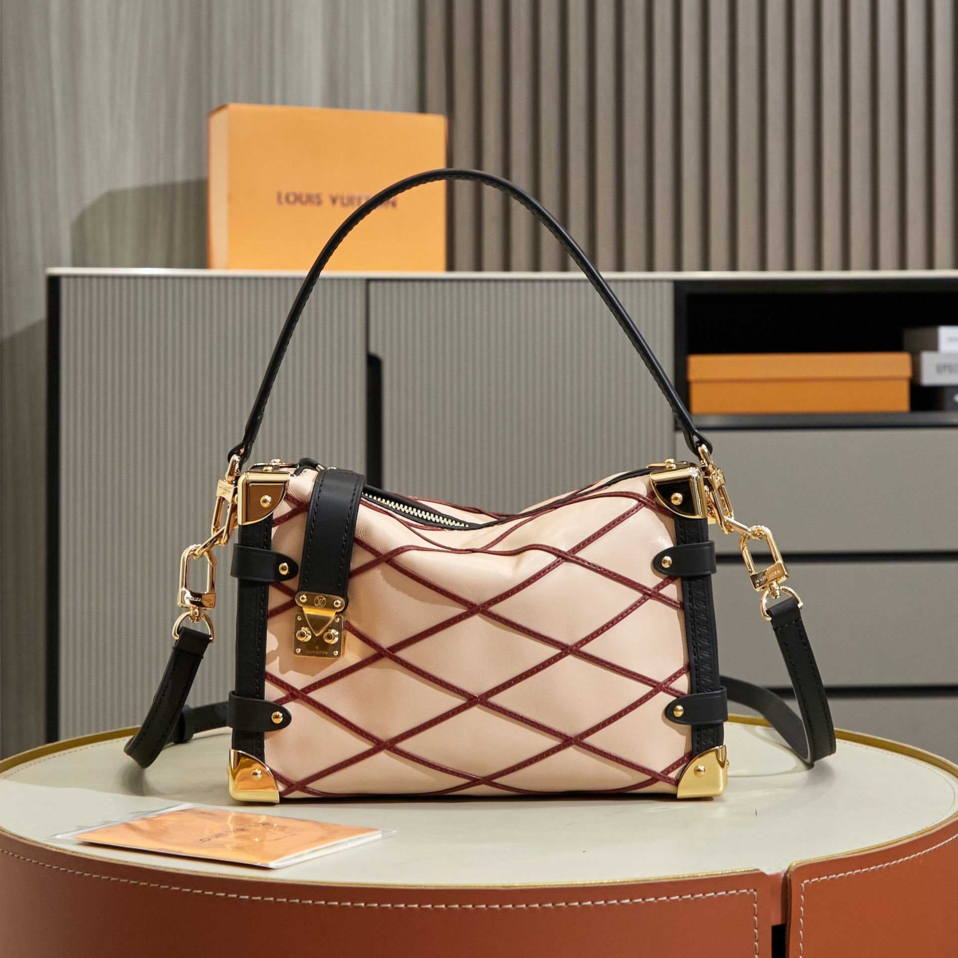 Louis Vuitton Side Trunk MM   M24403 - PerfectKickZ