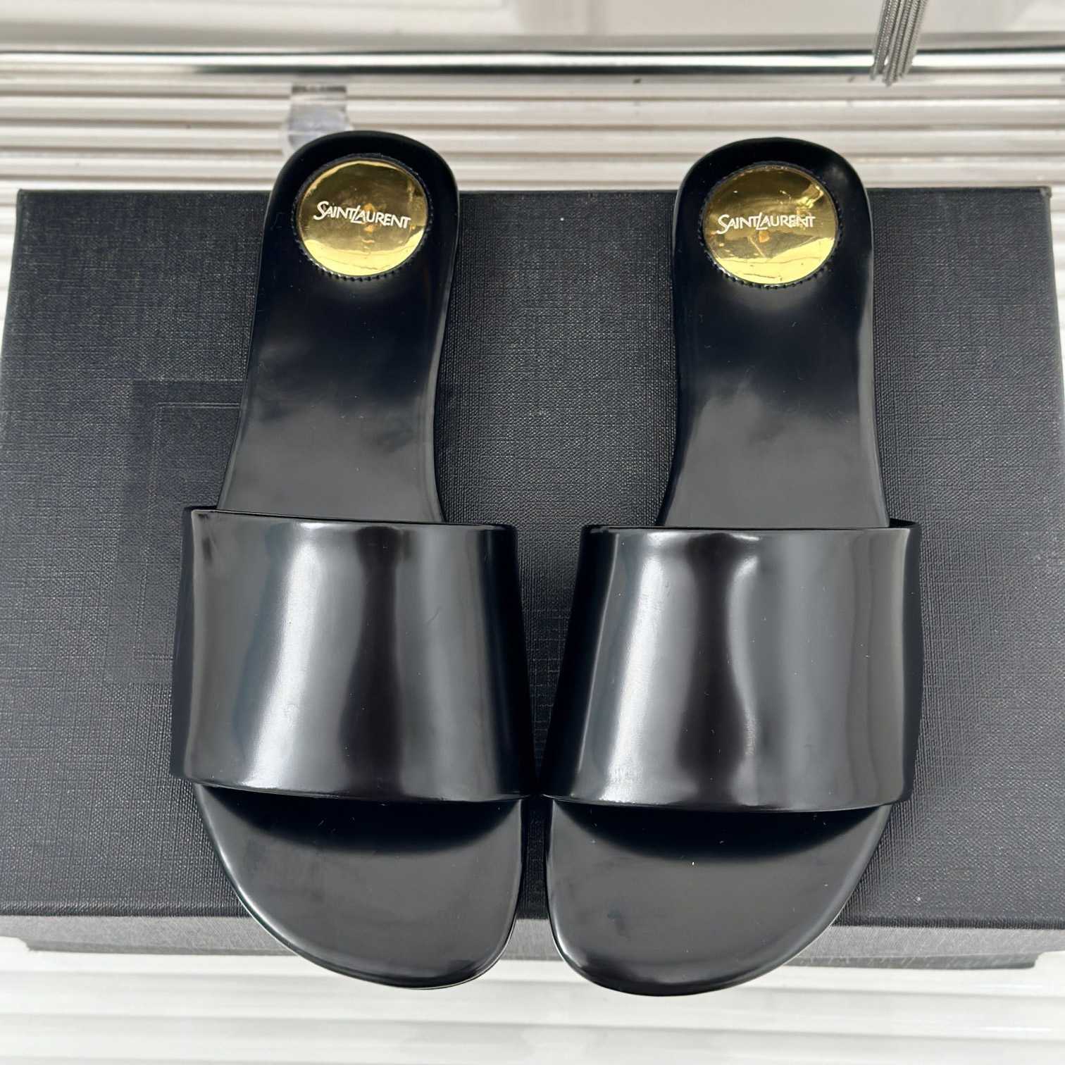 Saint Laurent Carlyle Slides In Glazed Leather - PerfectKickZ
