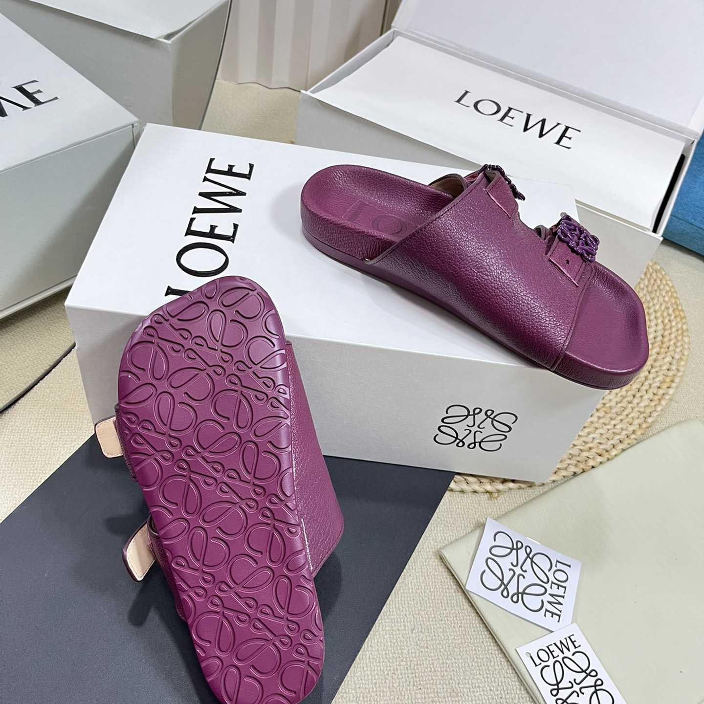 Loewe Ease slide In Goatskin - PerfectKickZ