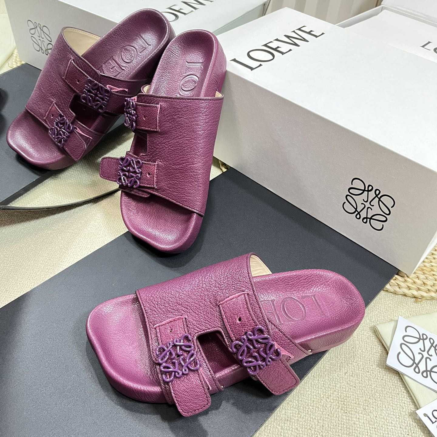 Loewe Ease slide In Goatskin - PerfectKickZ