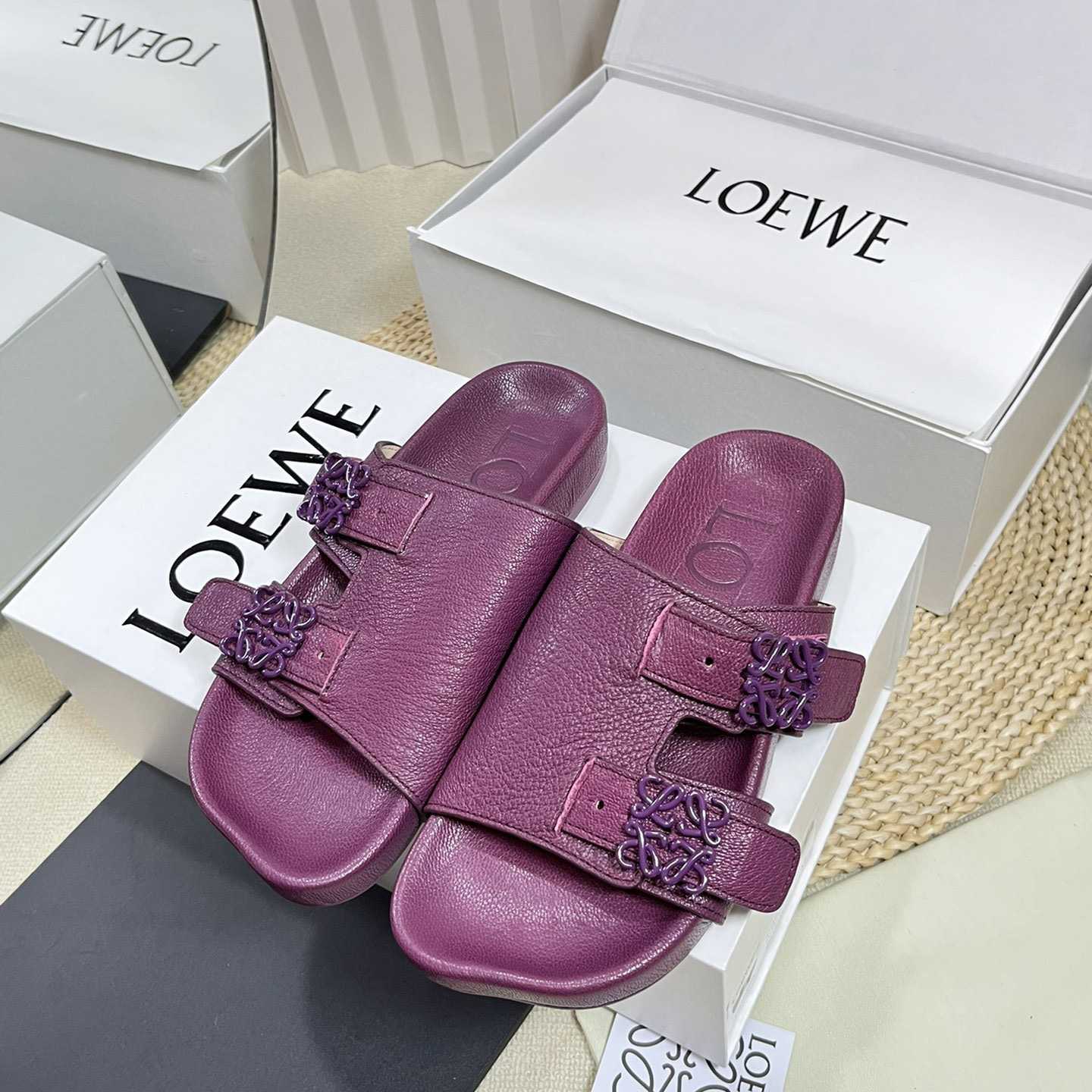 Loewe Ease slide In Goatskin - PerfectKickZ