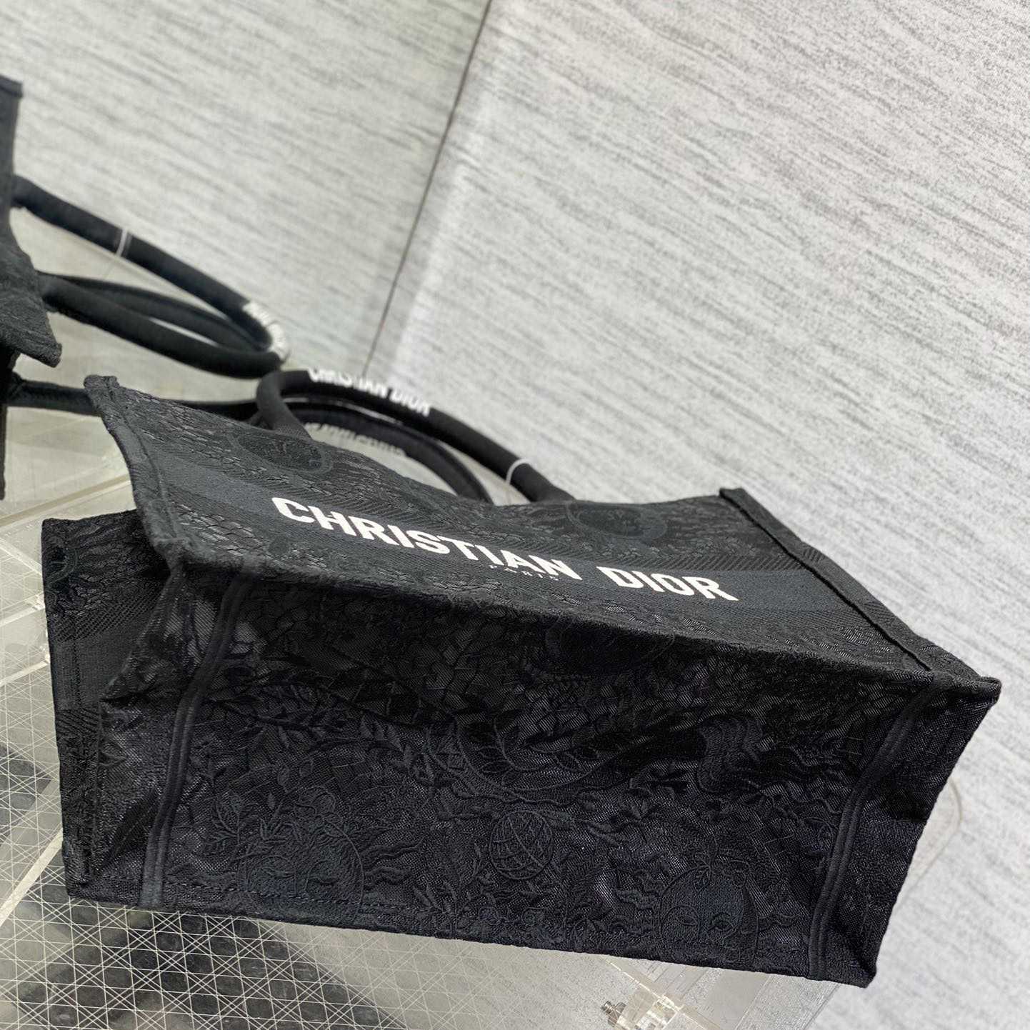 Dior Medium Dior Book Tote - PerfectKickZ