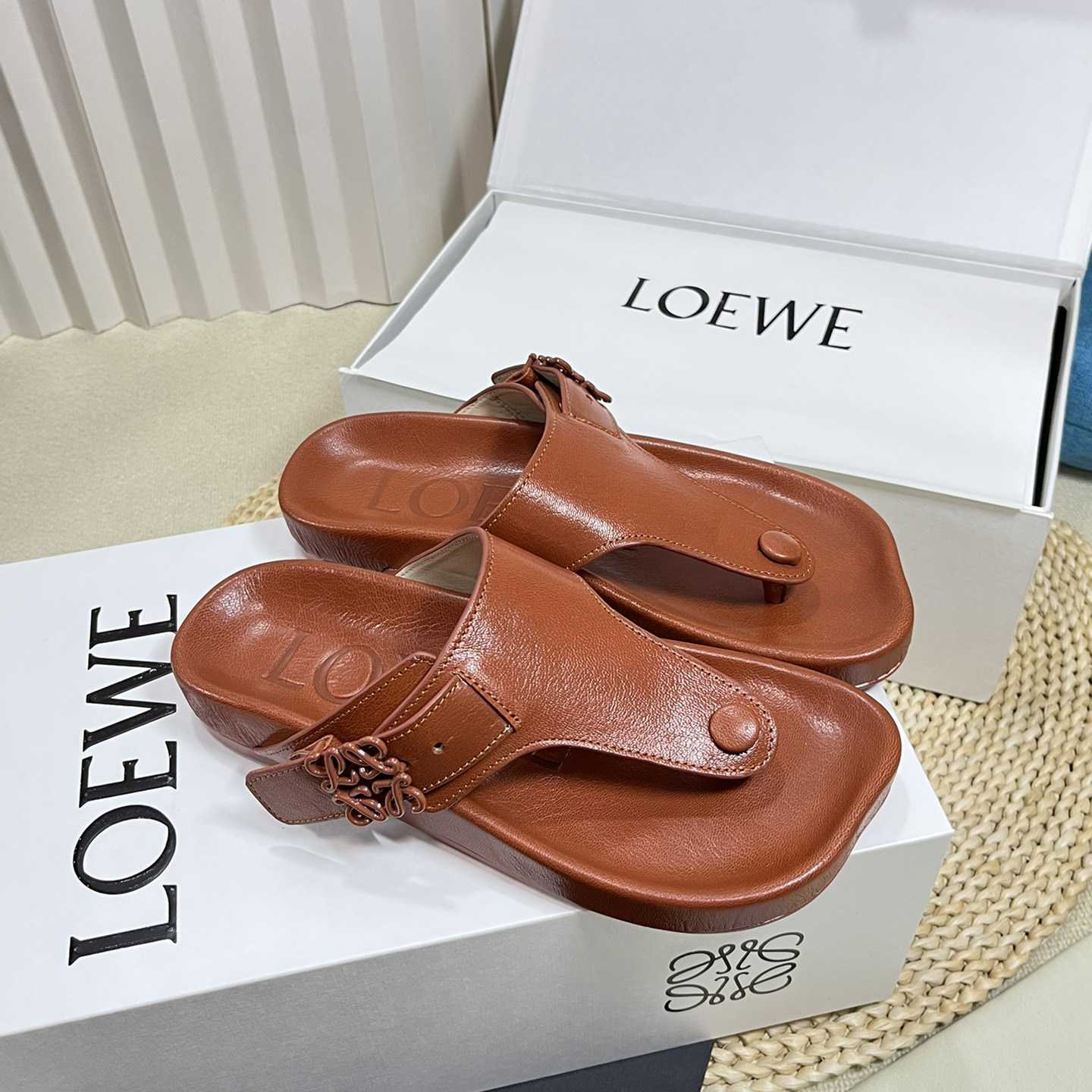 Loewe Anagram Ease Sandal In Kidskin - PerfectKickZ