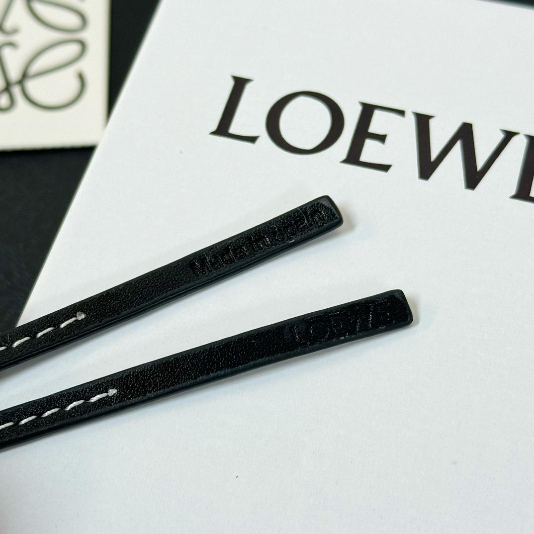 Loewe Baby Penguin Charm In Felt And Calfskin - PerfectKickZ