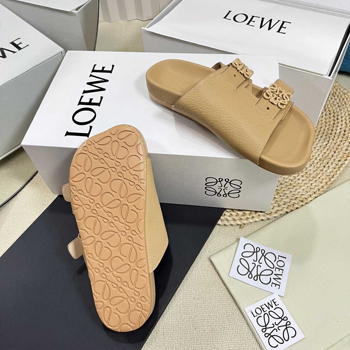Loewe Ease slide In Goatskin - PerfectKickZ