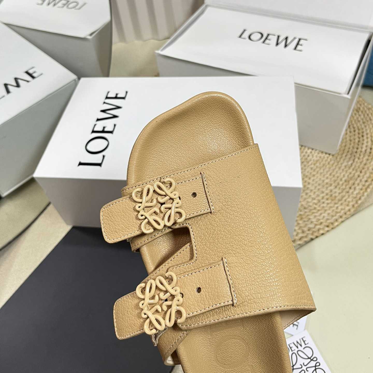 Loewe Ease slide In Goatskin - PerfectKickZ