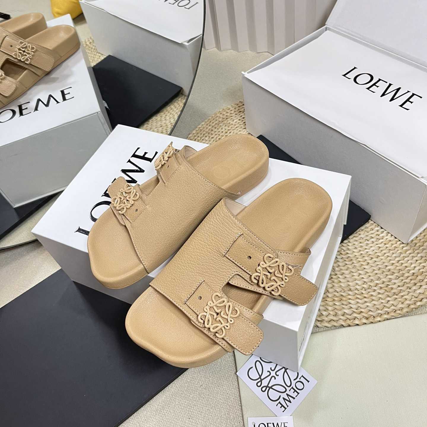 Loewe Ease slide In Goatskin - PerfectKickZ