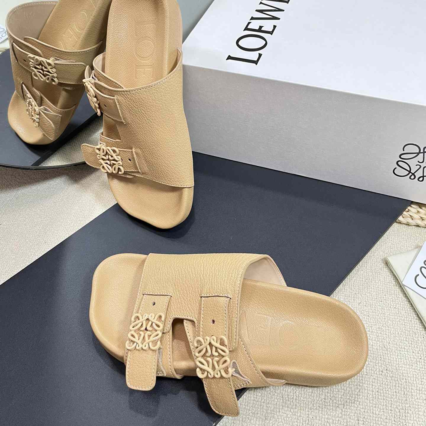 Loewe Ease slide In Goatskin - PerfectKickZ
