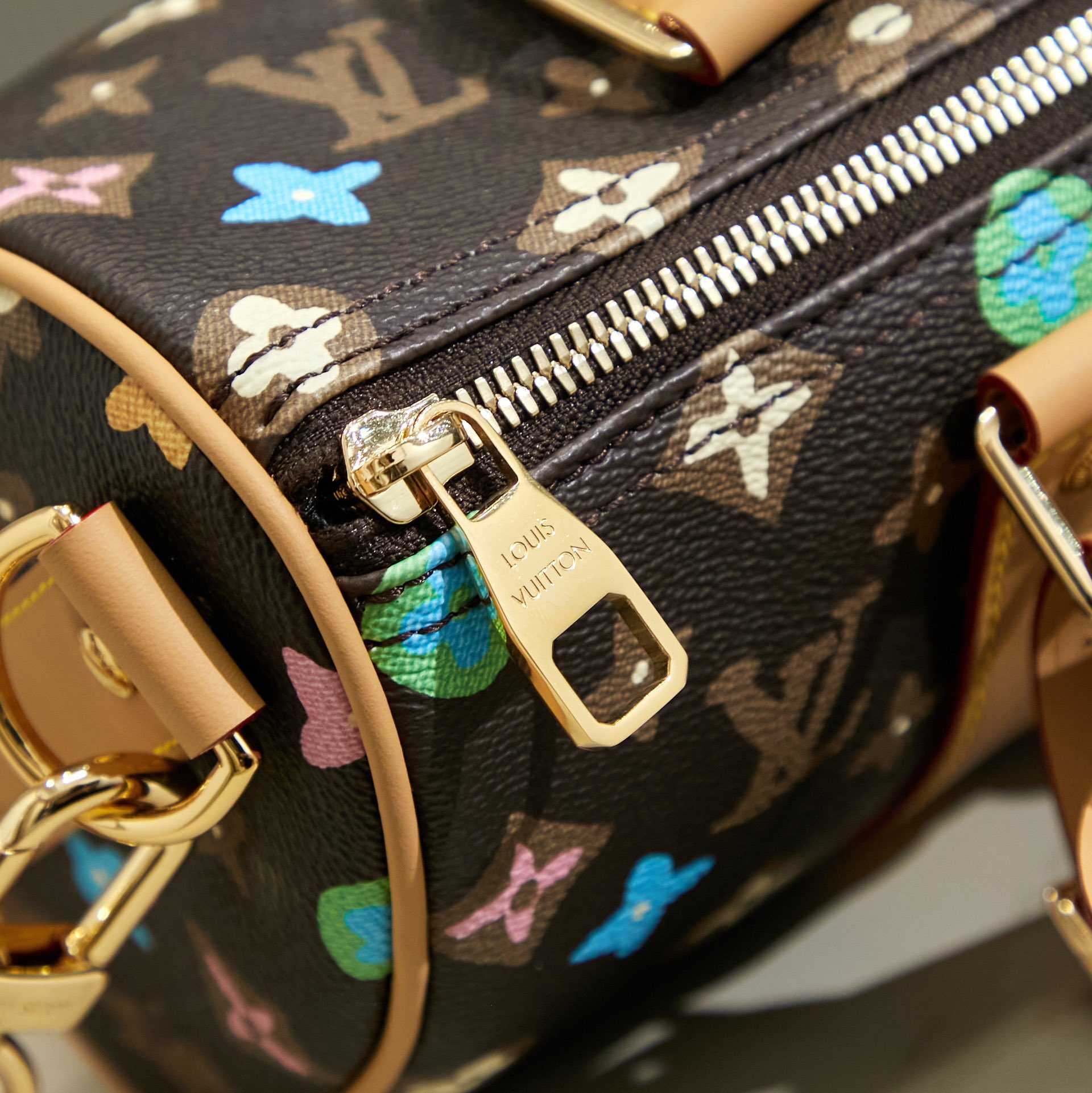 Louis Vuitton Keepall Bandoulière 25   M24849 - PerfectKickZ