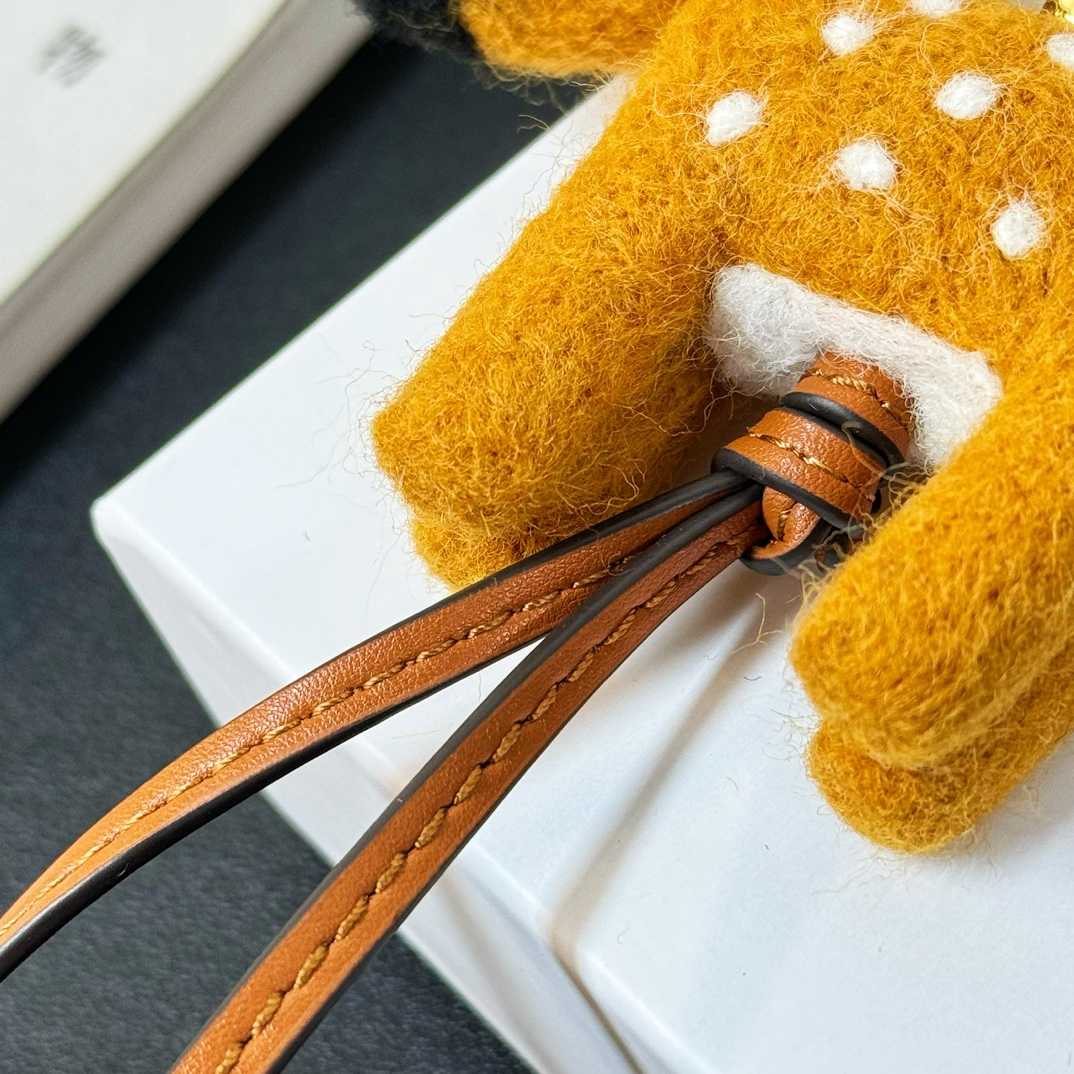 Loewe Deer Charm In Felt And Calfskin - PerfectKickZ