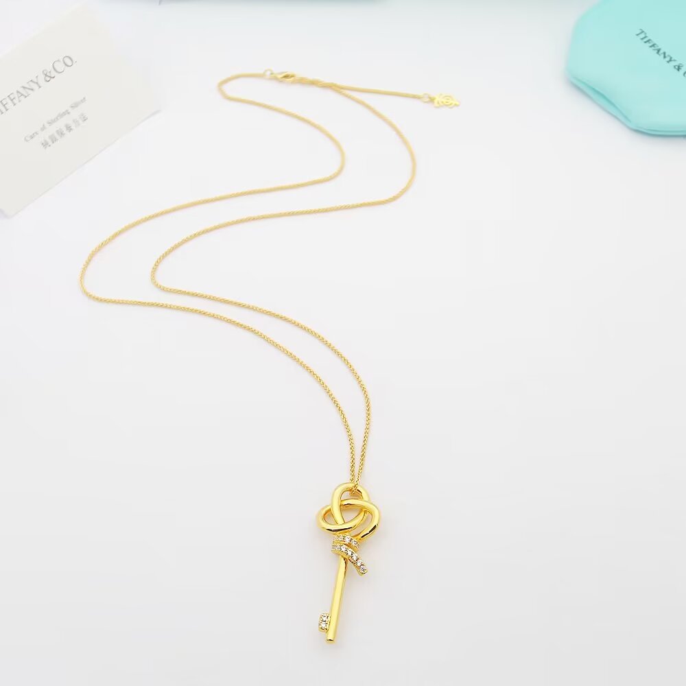 Tiffany&CO Woven Keys Small Pendant - PerfectKickZ