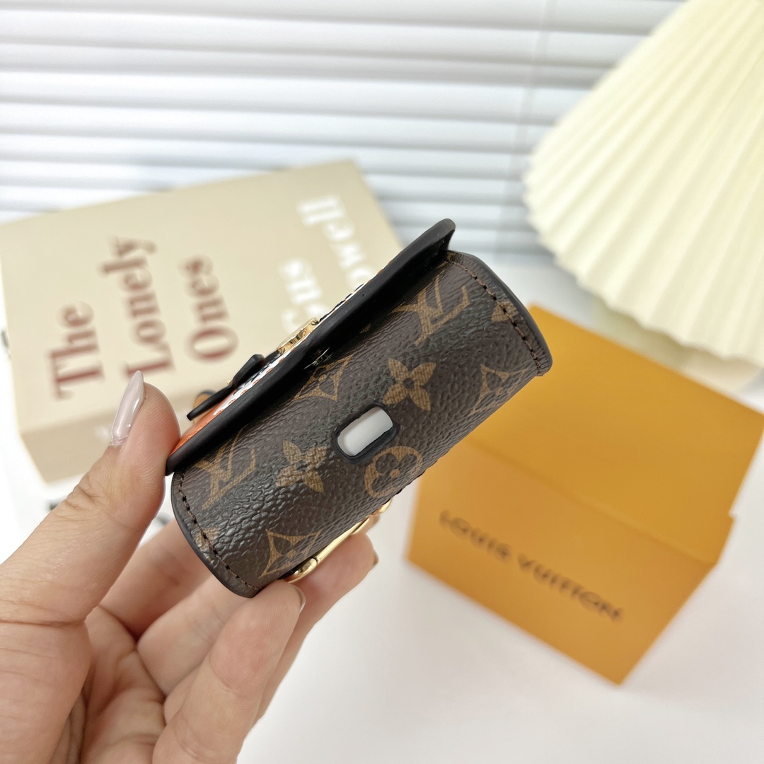 Louis Vuitton Cat Earpods Case   GI0862 - PerfectKickZ