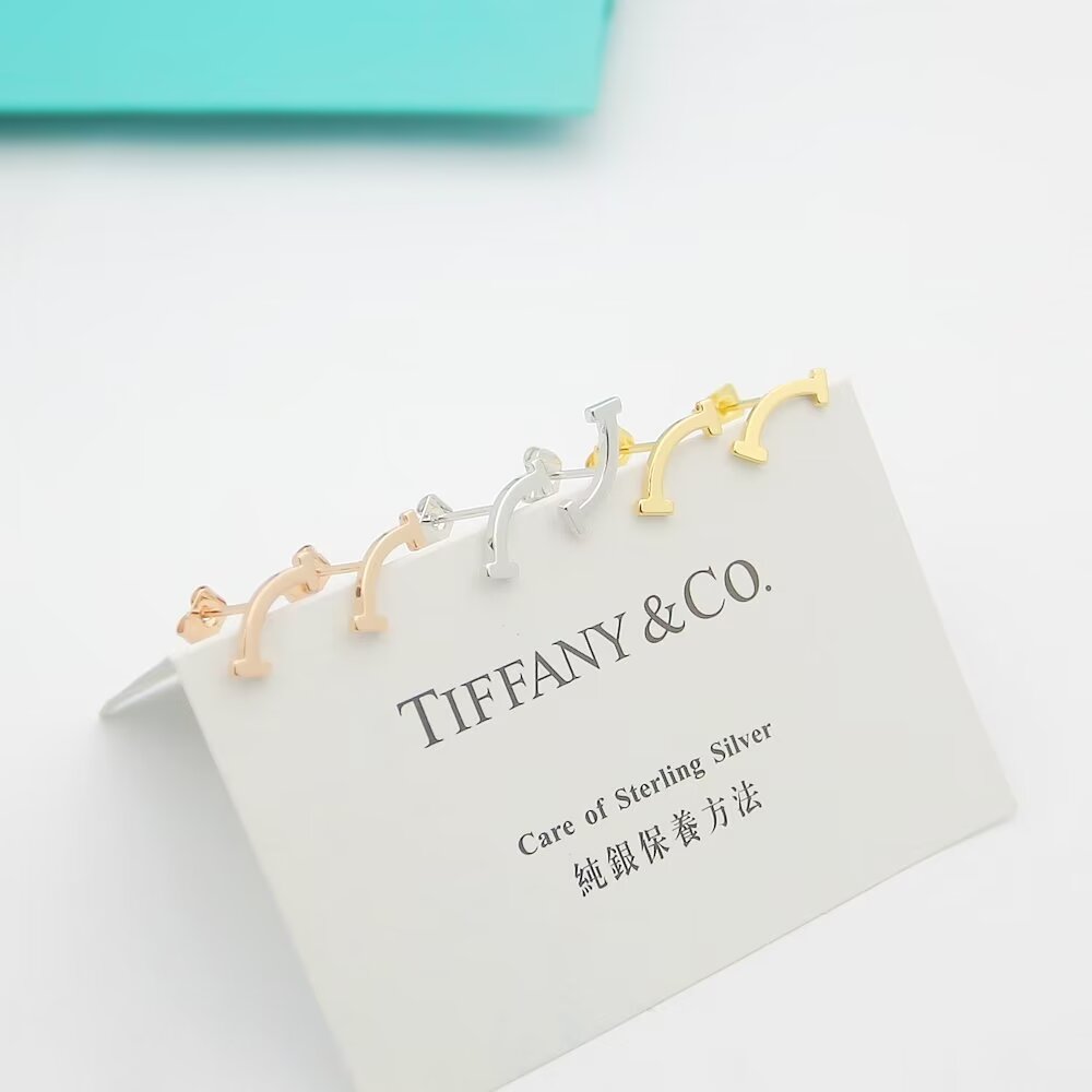 Tiffany & Co. Tiffany T Smile Earring - PerfectKickZ