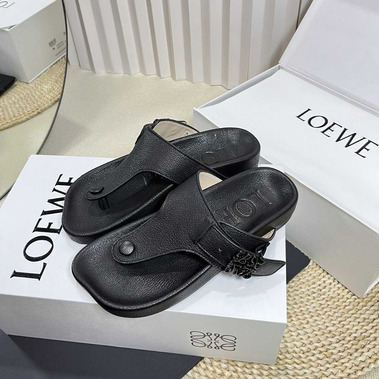 Loewe Anagram Ease Sandal In Kidskin - PerfectKickZ