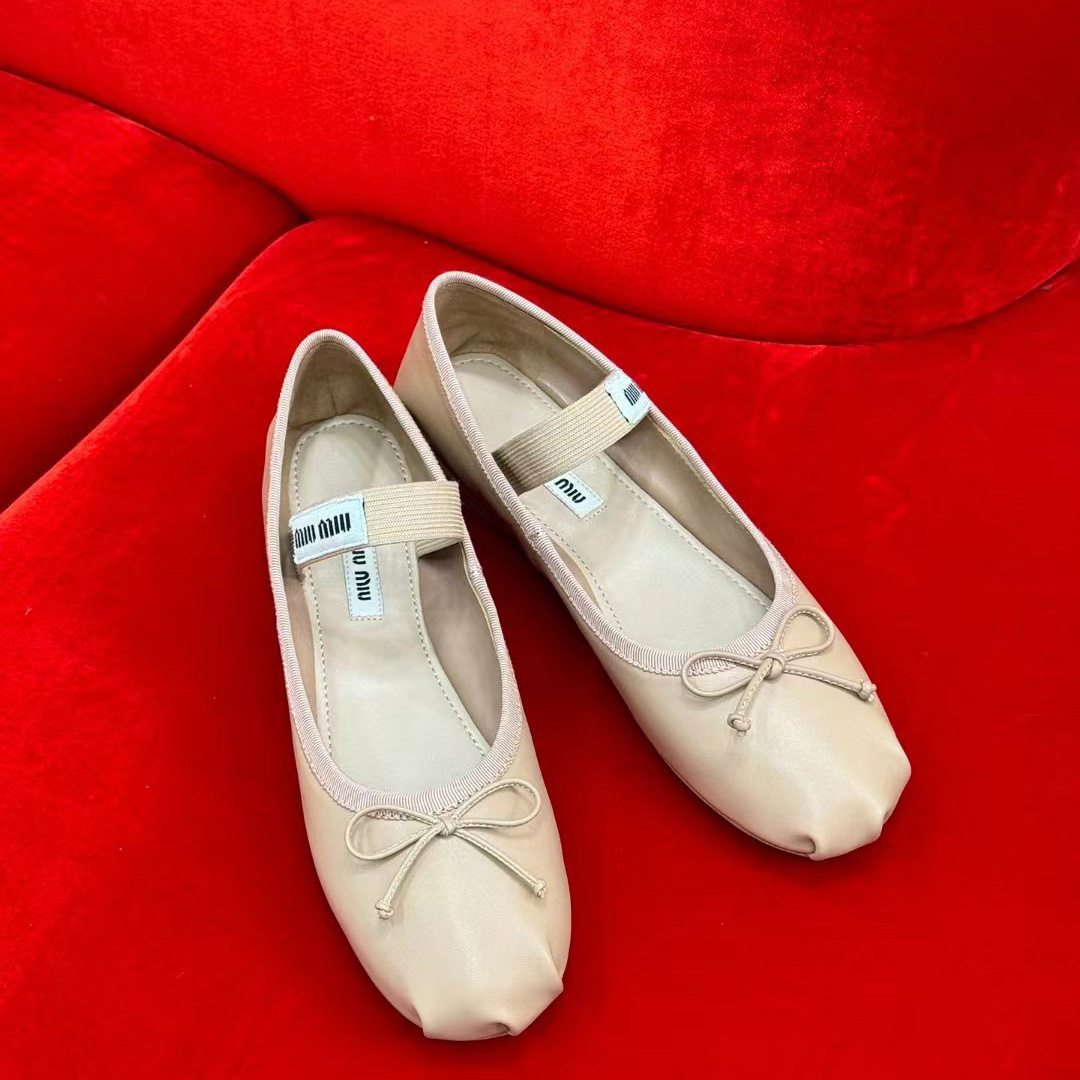 Miu Miu Leather Bow Ballerina Flats - PerfectKickZ