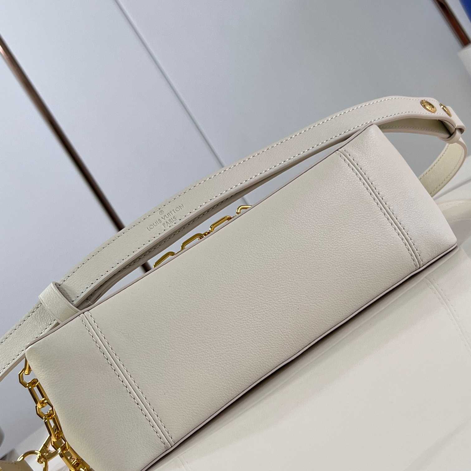 Louis Vuitton Dauphine Soft MM   M25050 - PerfectKickZ