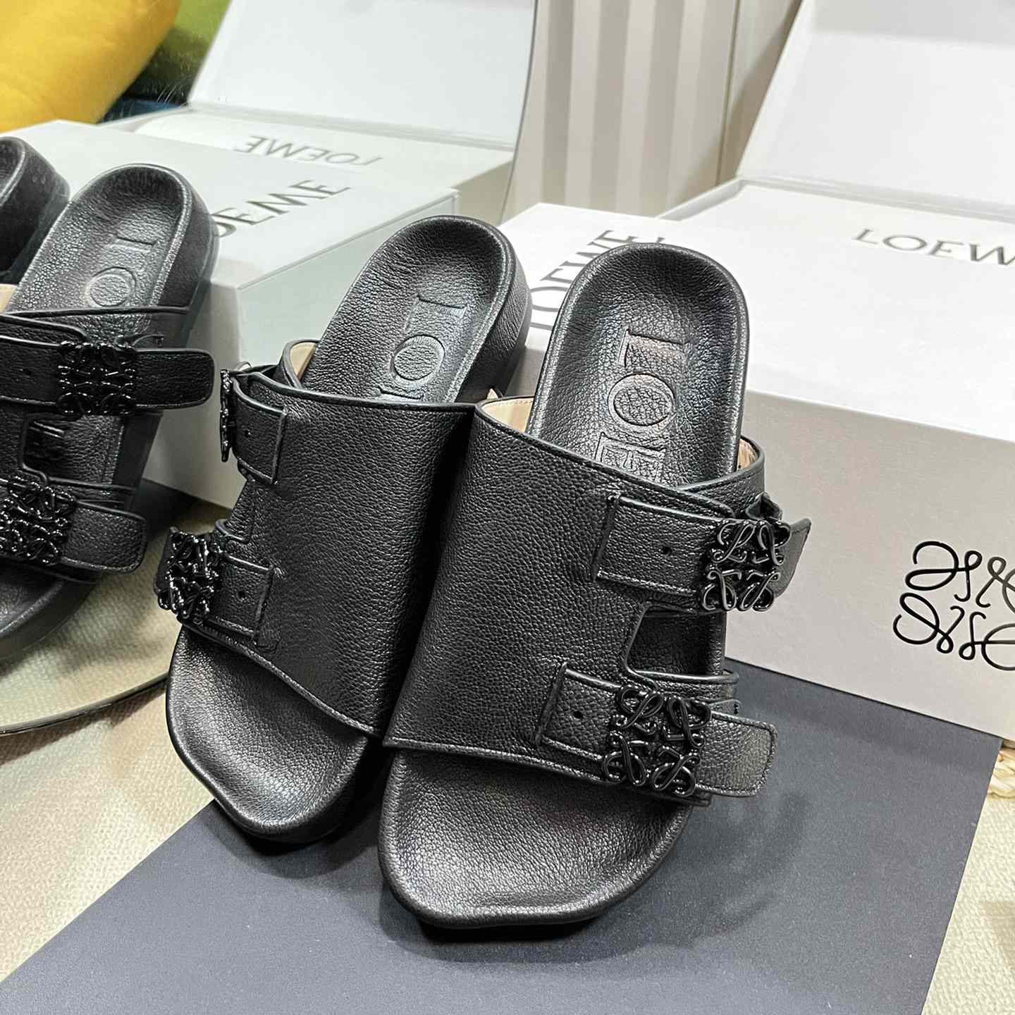 Loewe Ease slide In Goatskin - PerfectKickZ