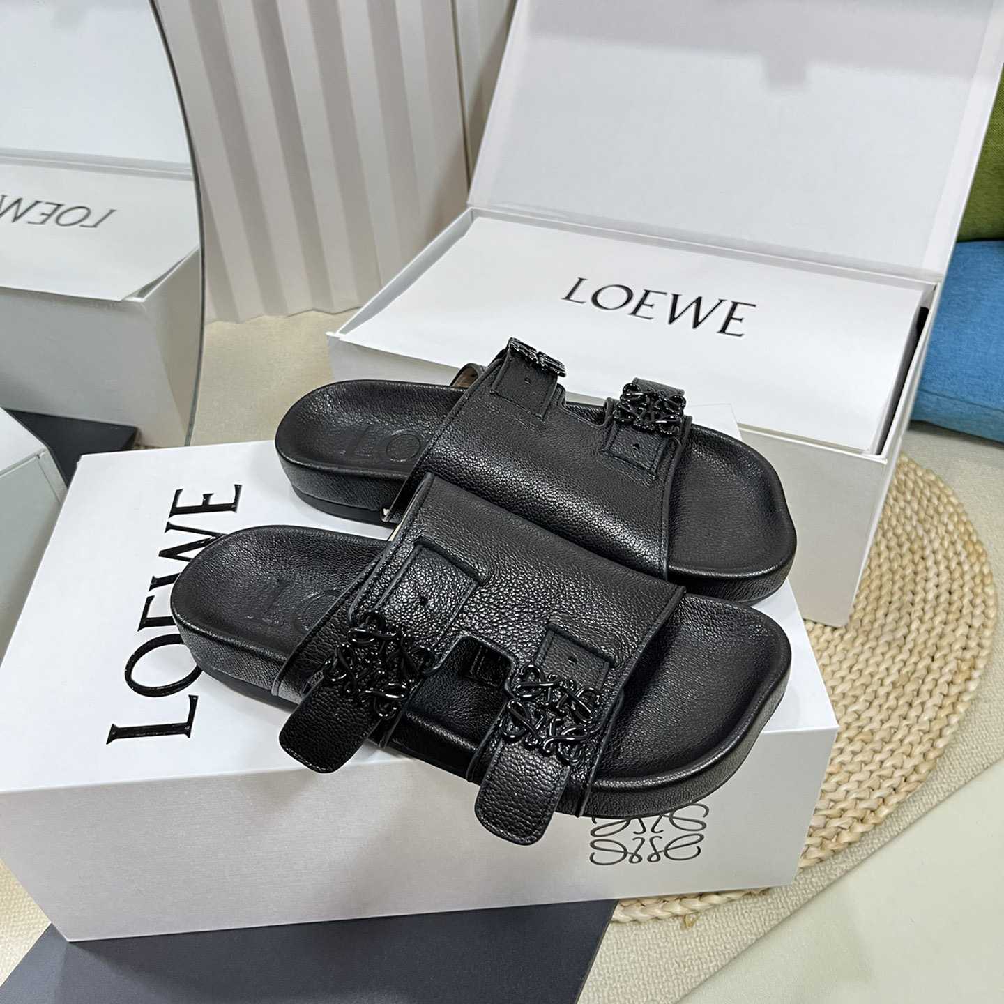 Loewe Ease slide In Goatskin - PerfectKickZ
