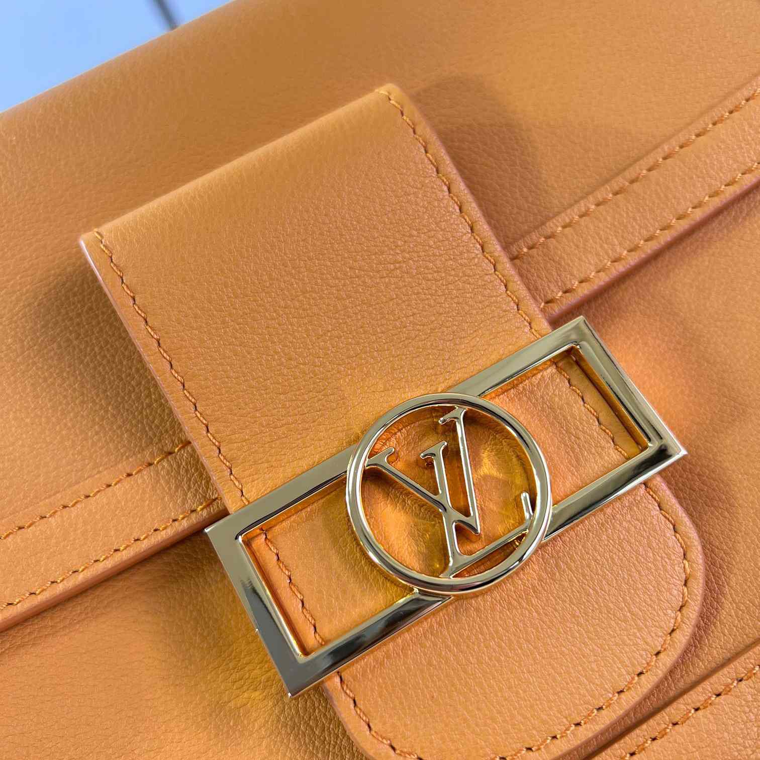 Louis Vuitton Dauphine Soft MM   M25048 - PerfectKickZ