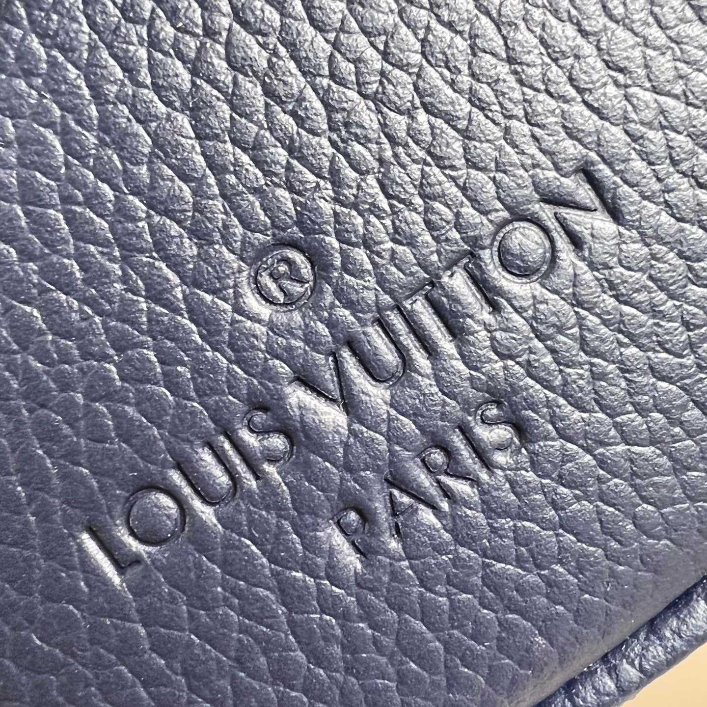 Louis Vuitton Speedy Bandouliere 20    M47048 - PerfectKickZ