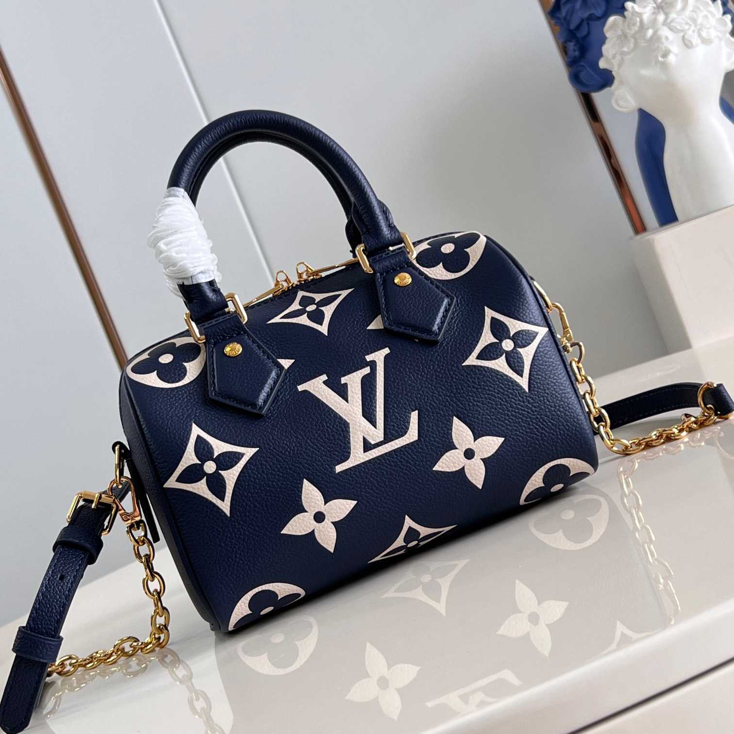 Louis Vuitton Speedy Bandouliere 20    M47048 - PerfectKickZ
