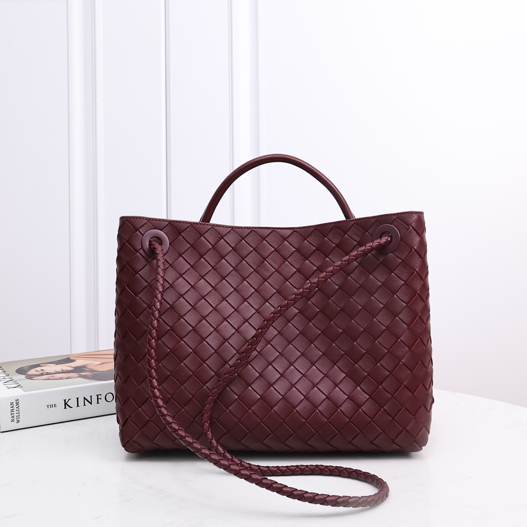 Bottega Veneta Medium Andiamo  32*24*12CM - PerfectKickZ