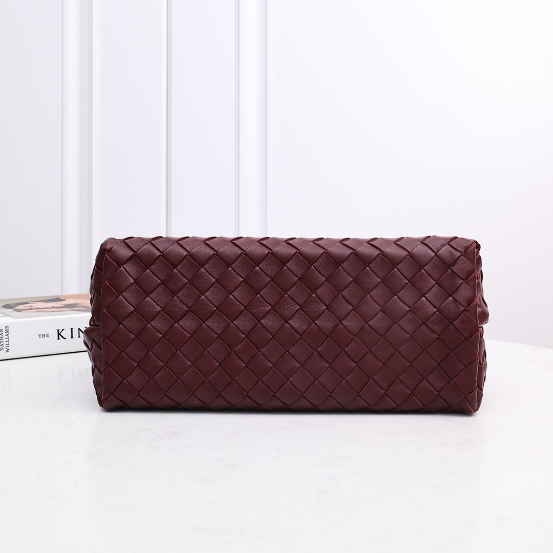 Bottega Veneta Medium Andiamo  32*24*12CM - PerfectKickZ