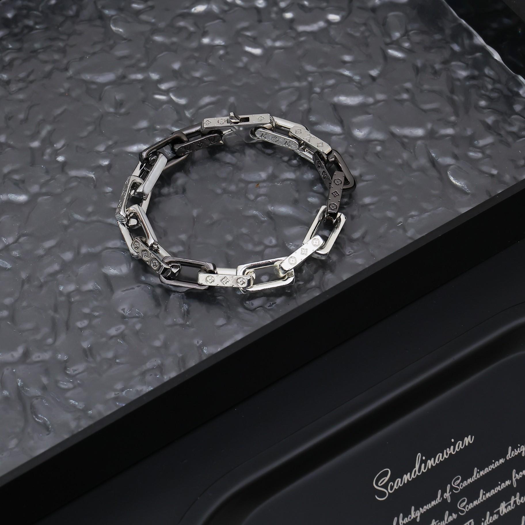 Louis Vuitton Monogram Chain Bracelet   M00686 - PerfectKickZ