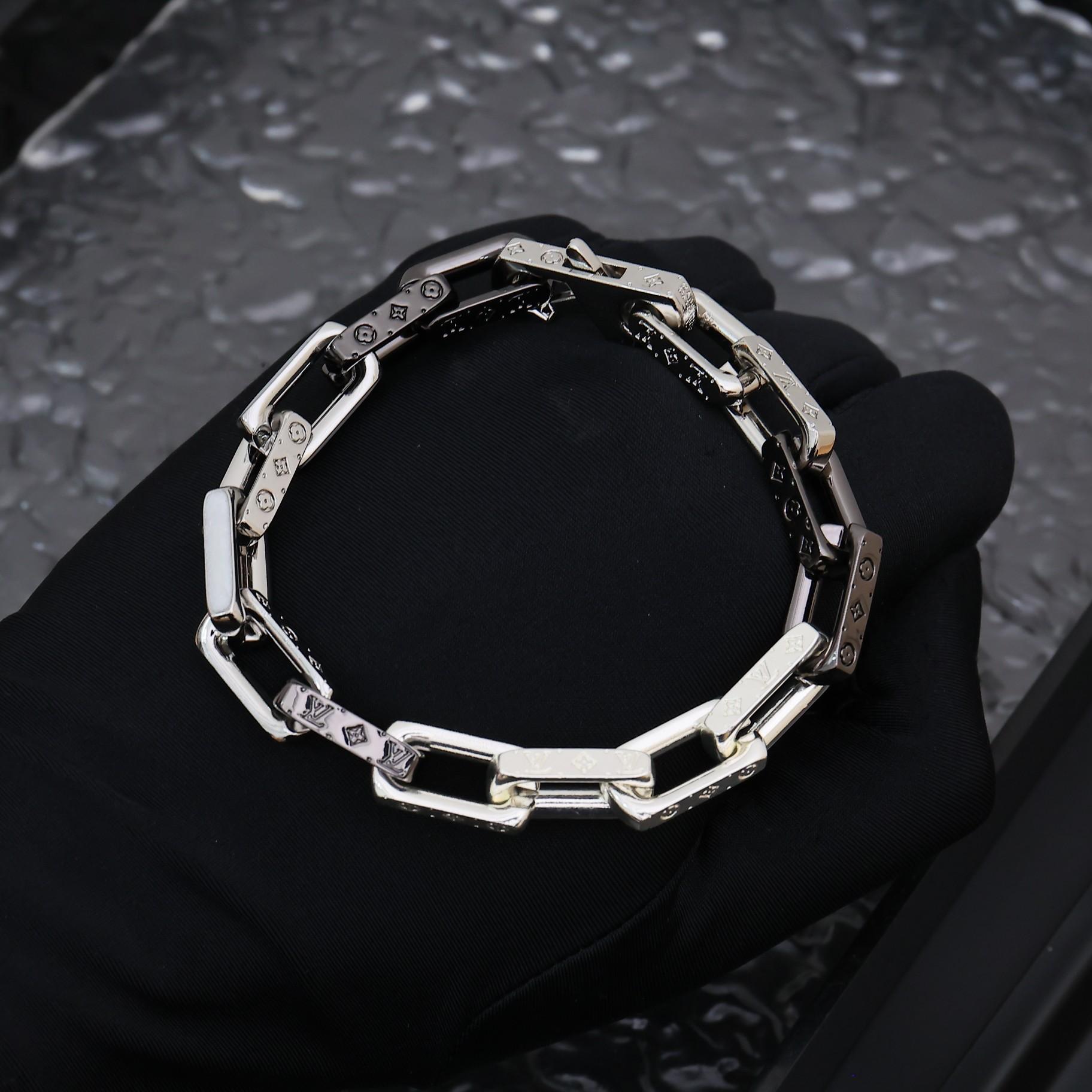 Louis Vuitton Monogram Chain Bracelet   M00686 - PerfectKickZ