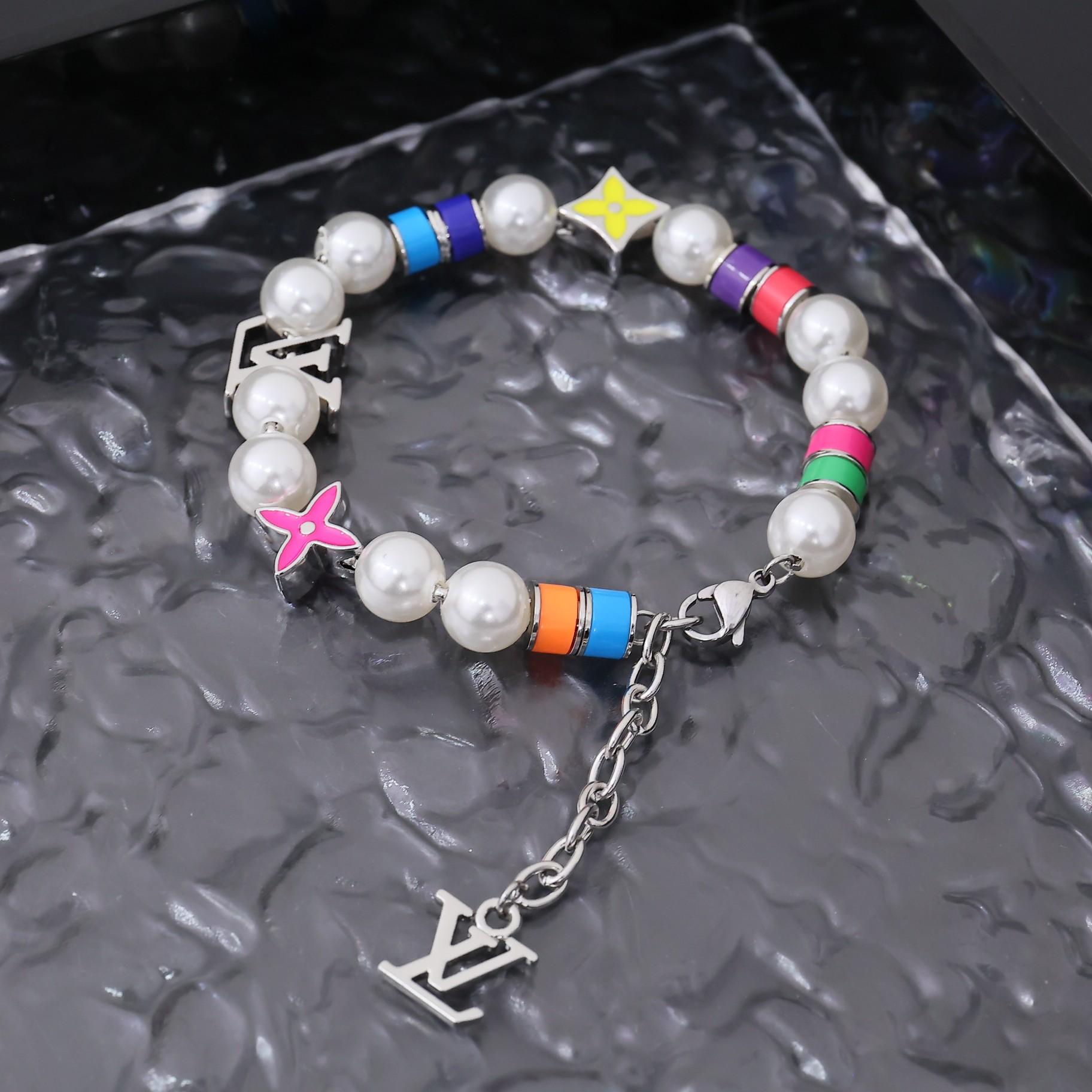 Louis Vuitton MNG Pearls Party Bracelet    M1264A - PerfectKickZ