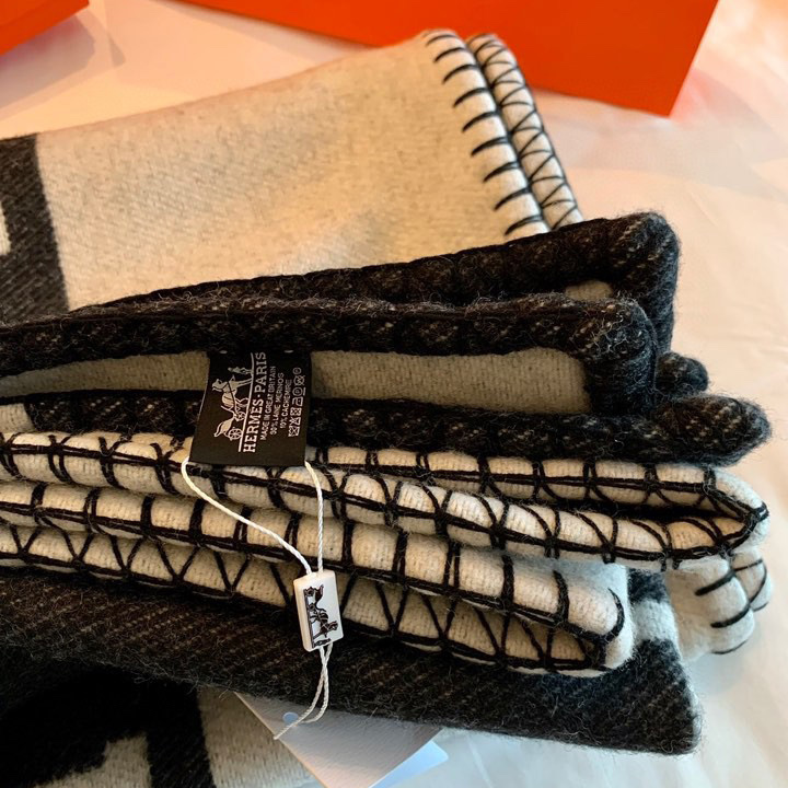 Hermes Blanket   163*137cm - PerfectKickZ