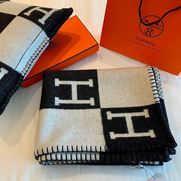 Hermes Blanket   163*137cm - 