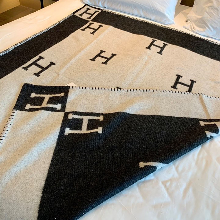 Hermes Blanket   163*137cm - 