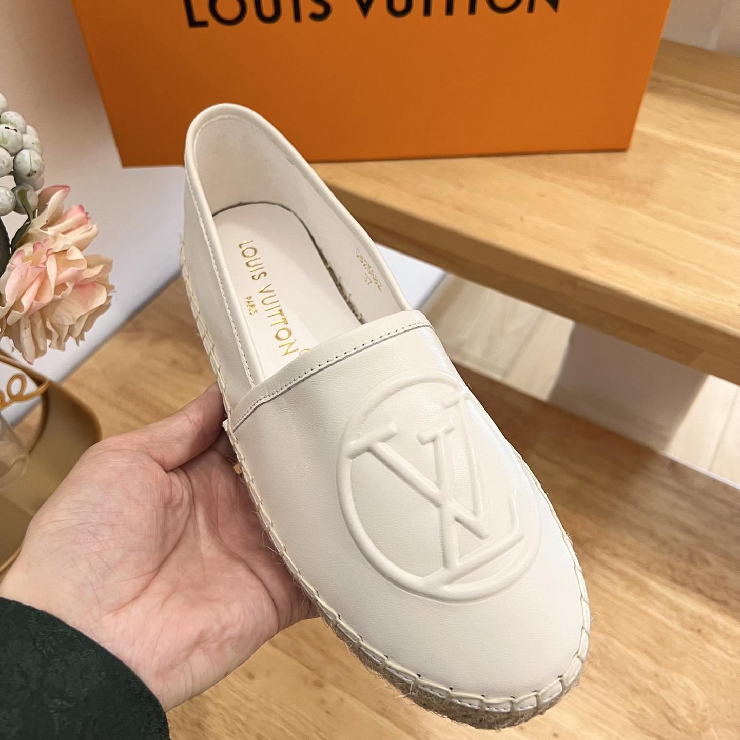 Louis Vuitton Starboard Flat Espadrille      1ABVLU - PerfectKickZ